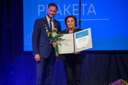 Občinski Praznik 25'-27_Nevenka Zbašnik Lesar